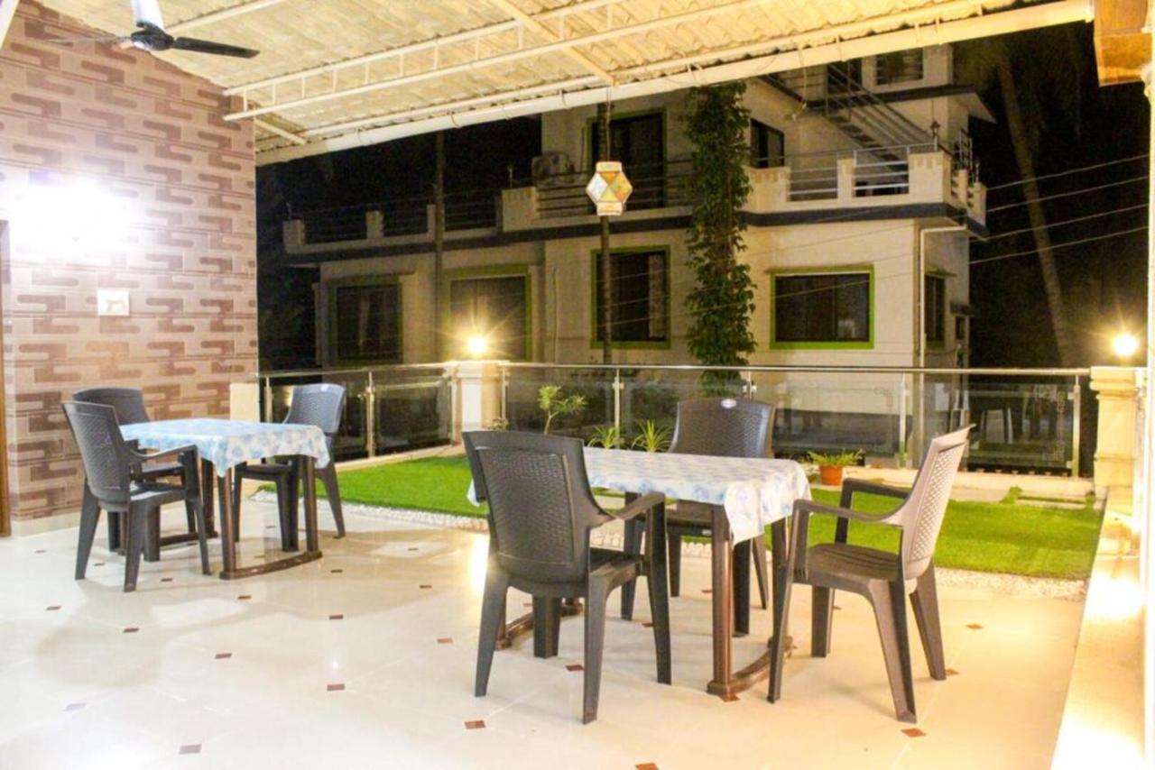 Shree Cottage Алібаґ Екстер'єр фото